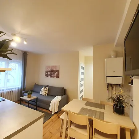 23 Marca 5 & Parking Apartment *
