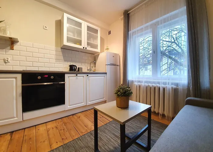 Mieszkanie Marca 23 *